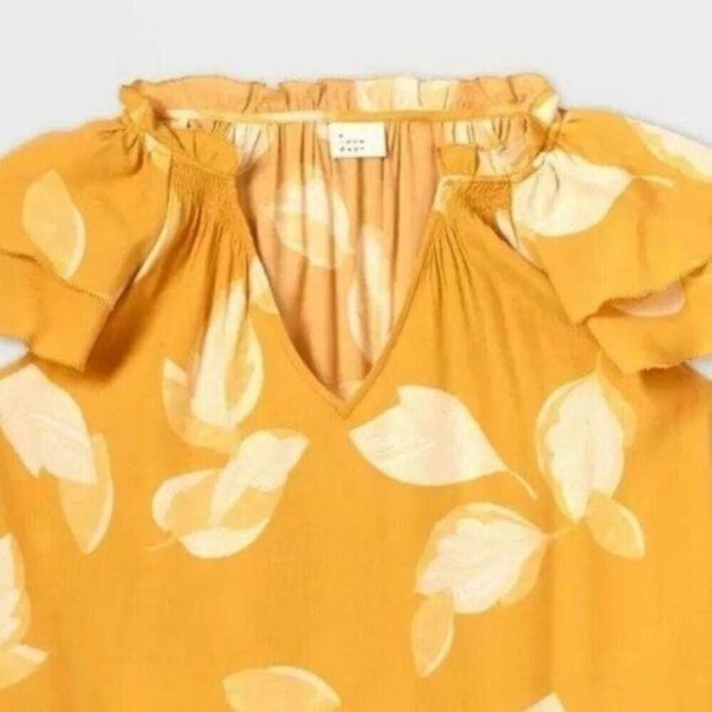 A New Day NWT Womens XS Yellow White Leaf Print Flutter Sleeve V Neck Rayon Top - Picture 5 of 8